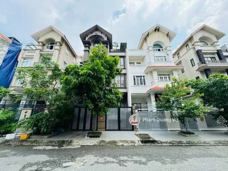 Chuyên bán biệt thự him lam kênh tẻ, q7. dt 7,5x20m, 10x20m, 5x20m, (thang máy), giá 20 tỷ