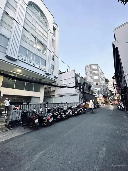 Mặt tiền phan tôn . đa kao. quận 1 xd 5 tầng ( 4 x 14m ) 56m2 giá 14,5 tỷ 0901 343 ***