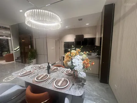Bán gấp bt đơn lập 380m2 vinhomes riverside, giá 96 tỷ. 0944 401 ***
