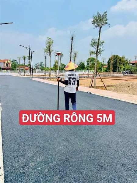 Bán đất sát mặt hồ đải lải cách trung tâm hà nội 15phút di chuyển. đất đẹp 80m2 full thổ cư, sổ đep