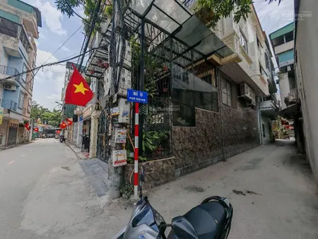 Đất đức thắng mặt ngõ thông ô tô đỗ cổng 5m ra ô tô tránhnở hậu 9,2 tỷ