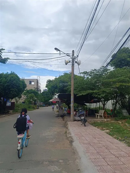 01 lô đường 41 gò cát, đường 16m, hướng tây bắc 70.1 m2, xây hầm, 5 tầng, 1 tum chỉ 4.990 tỷ