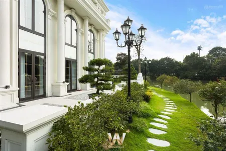 Chuyển nhượng. đơn lập góc bằng lăng 09, khu vip. 550m2, hoàn thiện đẹp, view khúc sông mở
