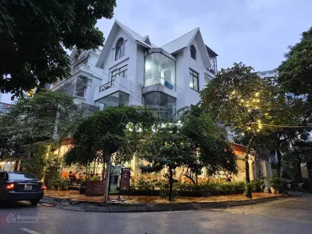 Đẳng cấp lô góc! mặt phố xuân tảo nguyễn xuân khoát, kinh doanh đỉnh, đầu tư sáng, kề starlake
