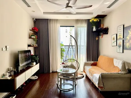Chính chủ bán căn 2pn roman plaza tố hữu, dt 78m2, sẵn sổ, full nội thất, có slot ô tô, giá 7 tỷ