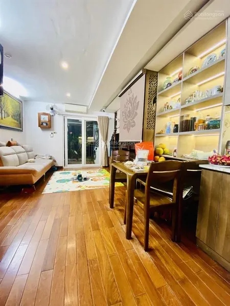 Căn hộ cc newtatco vĩnh phúc ba đình 66m,2 ngủ, full nội thất ,tầng đẹp hướng mát