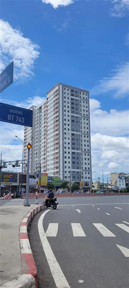 Bán căn hộ tecchome an phú giá 1 tỷ 485 sổ sẵn. công chứng ngay. căn hộ 2 phòng ngủ 2wc, 2wc, 62m2