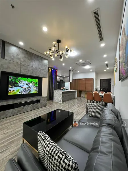 Bán nhanh căn góc tại royal city, 131m2, giá 19 tỷ, 0365 691 ***
