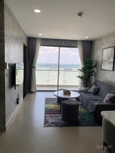 Bán căn hộ sky89 view sông cực xịn, trung tâm quận 7 sẵn hđ cho thuê 18tr/tháng