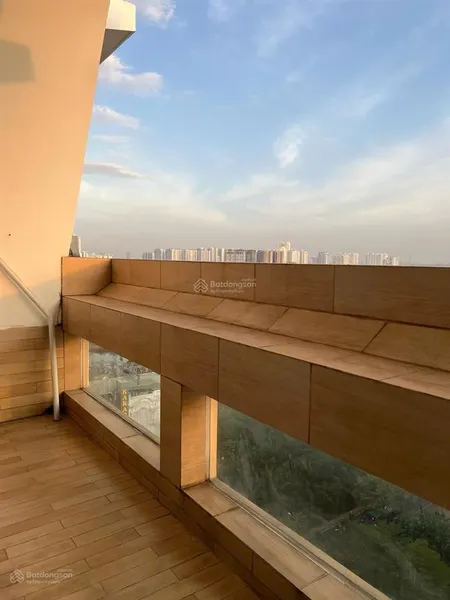 Cần bán căn hộ penthouse hoàng tháp plaza, 300m2, 5pn hàng hiếm, ở ngay | 0348 182 ***