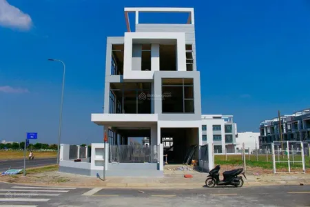 Biệt thự đông tăng long giá tốt khu đô thị hiện đại, vị trí đẹp, sổ riêng từng căn