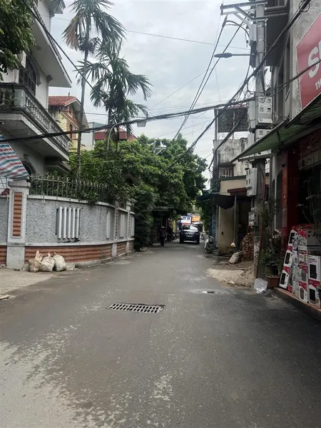 Bán 50m2 mt 4,03m đất văn trì cầu diễn ô tô đỗ cửa sát trường đh công nghiệp xây ccmn đẹp, 5.7tỷ