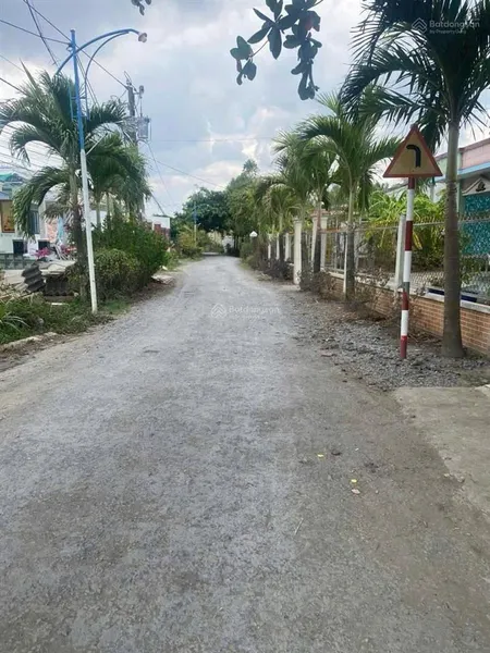 Bán 1234.5m2 đất có 200m2 thổ đường đá xanh xe hơi xã đồng sơn, gò công tây, tiền giang