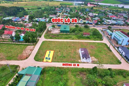 Chính chủ cần bán đất biệt thự khu đấu giá m'đrắk giá chỉ 3,7triệu/m2 0905 277 ***