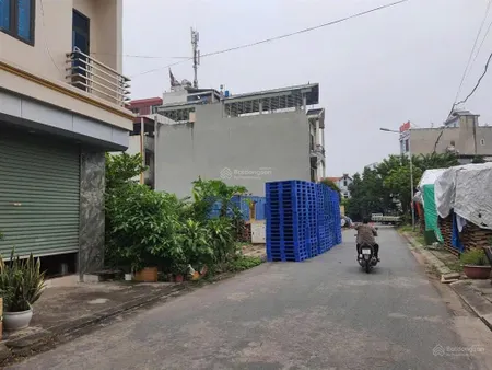 Bán đất tiên xá hạp lĩnh làn 2 sứ long phương. dt 90m2, mt 5m hướng đn giá 4.8 tỷ