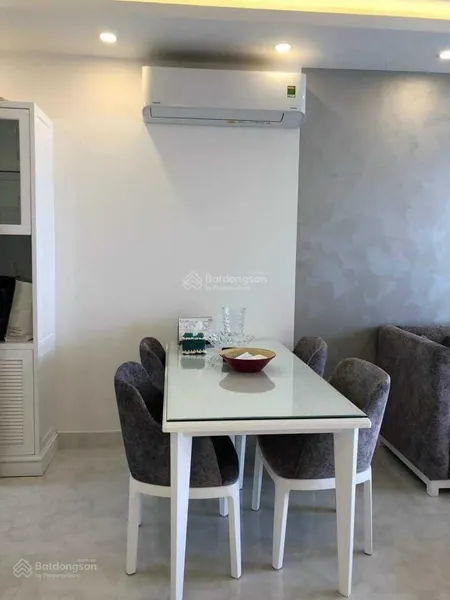 Cần bán ch florita 2pn 2wc 76m2 5,25tỷ. 0931 003 *** giang
