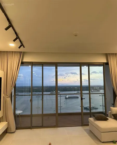 Bán gấp căn hộ sky89 giá tốt view sông quận 7 2pn 2wc đã có sổ hồng