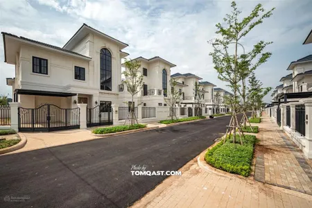 Bán biệt thự đơn lập kiểu pháp vị trí góc siêu đẹp, mặt tiền đường lớn 30m, giá tốt nhất dự án