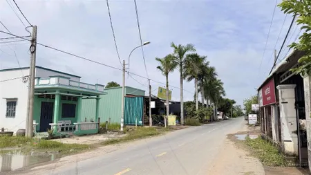 Bán đất thổ cư chính chủ thuộc ấp 2b, xã tân an, huyện cần đước, long an diện tích 5,5 x 28,4m
