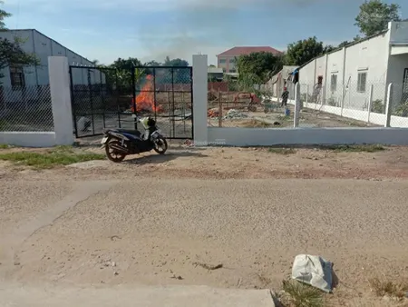 Bán đất 1015m2 (200m2 tc) trung tâm chợ xã tân hoà (suối ngô cũ), tây ninh. giá 2,8 tỷ (tl)