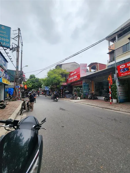 Cần bán nhà 230m2 mặt phố tân thụy, kinh doanh sapa, tòa nhà văn phòng, phòng khám, đều thuận tiện