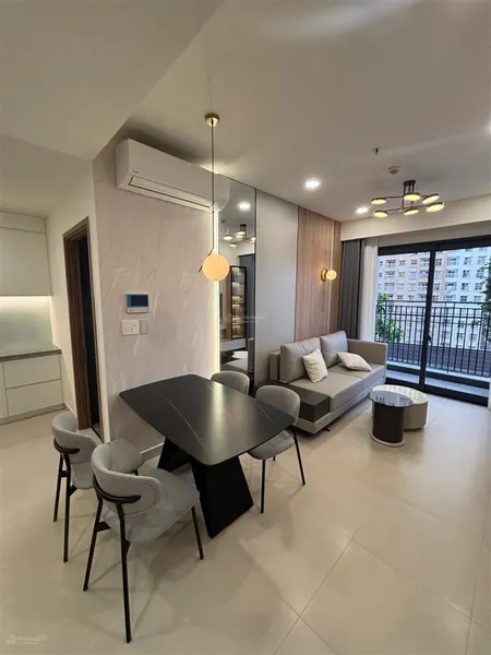 Chính chủ bán căn 2pn 61m2 glory trung tâm tp mới full nội thất view đẹp giá 2,95 tỷ