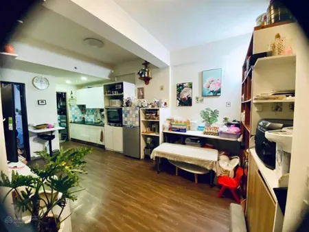Sky 9 cần bán căn hộ 2pn, vị trí đẹp full nội thất giảm giá chỉ 2.65 tỷ, sổ riêng hỗ trợ vay bank
