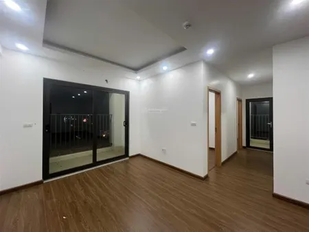 Chính chủ cần bán căn 3pn hướng nam. giá 2,2 tỷ bao phí. cần bán nhanh trong tuần