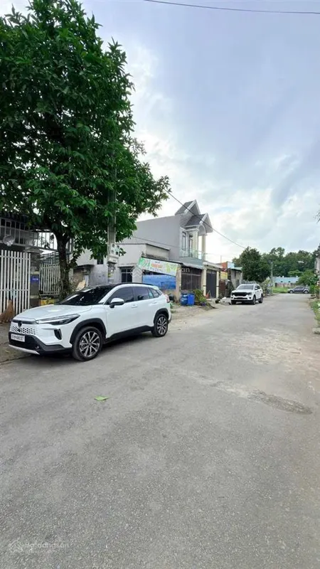 Siêu phẩm ngay kdc tứ hải, sát bên đường mỹ phước tân vạn, 100m2 thổ cư, cách ngã tư chiêu liêu 5p