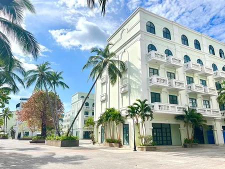 Giá gốc 12.2 tỷ, bán lỗ 10.7 tỷ, waterfront ks 14pn. căn góc lớn 3mt, cách biển 100m, hồ bơi 3000m