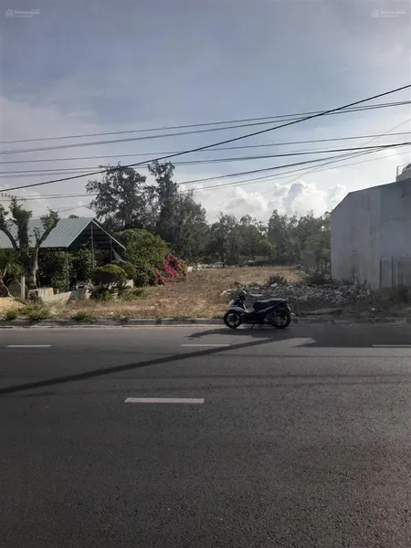 745m2 đất mặt tiền hùng vương, hòa hiệp nam, đông hòa, gần thép hòa phát