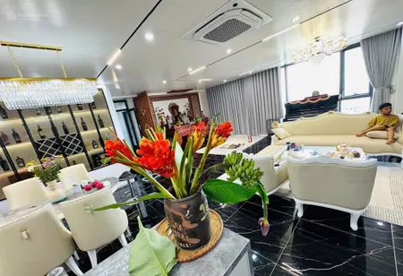 Bán penthouse rainbow văn quán dt 400m2 căn góc view hồ nhà hoàn thiện đẹp. kiều thuý 0949 170 ***