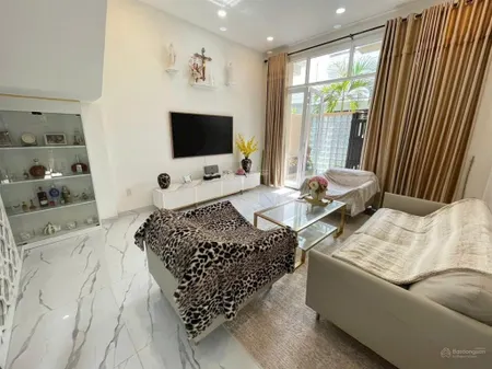 Góc 3 mặt tiền, nhà 3,5 tầng yersin, hẻm ô tô * ra biển trần phú 5p đi xe * giá 9 tỷ