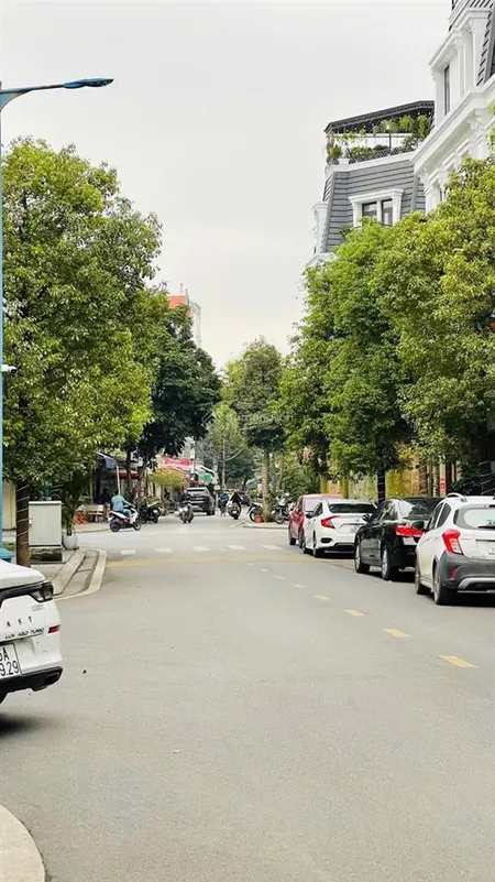 Bán căn thô 95m x 4,5 tầng thô liền kề hoàng huy riverside. giá 13,5 tỷ
