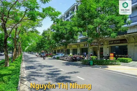 Giá 36,5 tỷ còn duy nhất 01 căn shop đt 7x20, mt nguyễn thị nhung. còn lt