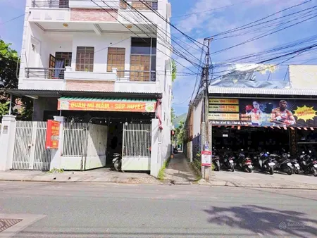 { đất dân đường bắc sơn đi ra biển hòn chồng 500m } * hẻm xe tải nhỏ * giá 5,2 tỷ