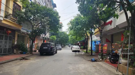 Lô đất đấu giá phố ngô thì nhậm 48m mt4m vị trí đẹp nhất phố gần chung cư ở sướng kinh doanh tốt