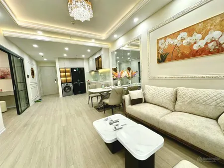 Bán chung cư n09 dịch vọng, diện tích 130m2, 3 phòng ngủ, giá 10.2 tỷ. 0379 455 ***