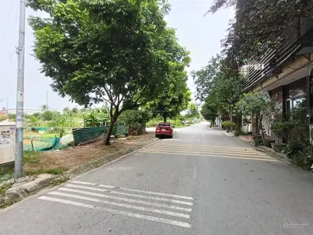 Bán lô đất mặt tiền 8m cạnh dự án xuân cầu, đối diện trung tâm y tế tiên du, bắc ninh