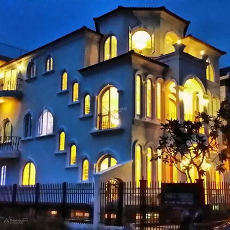 Bán căn biệt thự view sát biển khu đô thị an viên rất đẹp và kiên cố của anh kiến trúc sư người mỹ
