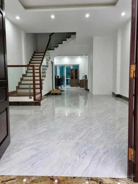 Bán liền kề 80m2 khu a geleximco, mặt tiền 5m, sẵn sổ, đã hoàn thiện cơ bản cả nhà