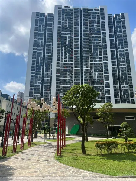 Bán nhanh căn 2pn giá đẹp nhất khu! tầng trung thoáng mát view đẹp không lỗi phong thủy