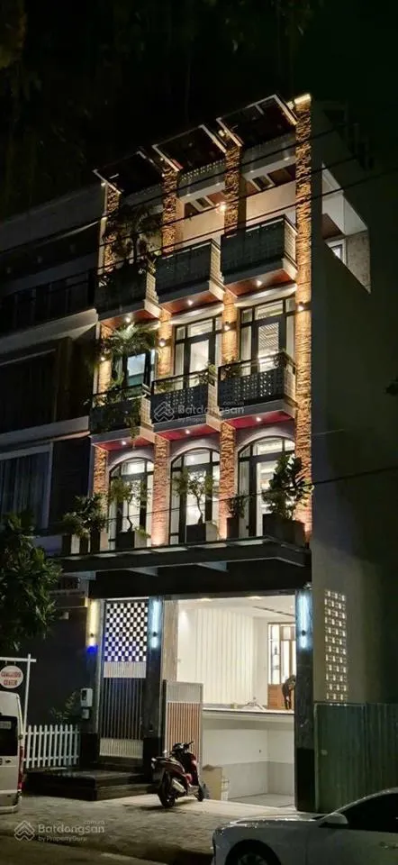 Bán nhà mặt đường số 2 khu hưng gia 5 nhà mới đẹp đường lớn phú mỹ hưng
