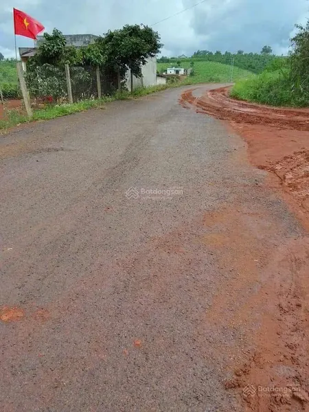 Bán lô đất mt đường nhựa 15m 6x76m, giá 750 tr