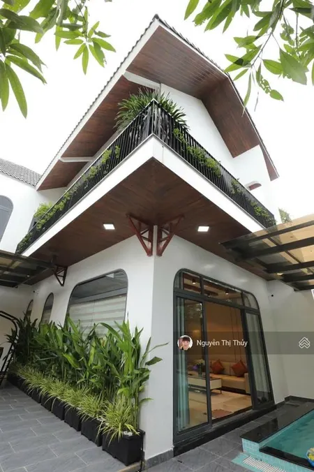 Villa 4pn hồ bơi gần biển góc 2mt đường 7m5 thông bùi tá hán lê văn hiến23 tỷ