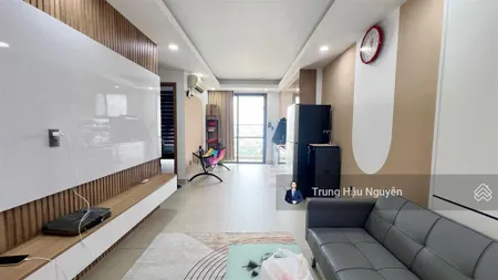 Căn hộ sophia center 2 phòng ngủ 1 toilet, view hồ bơi, tầng trung, full nội thất, 50m2, giá tốt