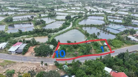 Chủ kẹt sổ ở ngân hàng, đến đợt đáo hạn ra nhanh lô đất mặt tiền dt702
