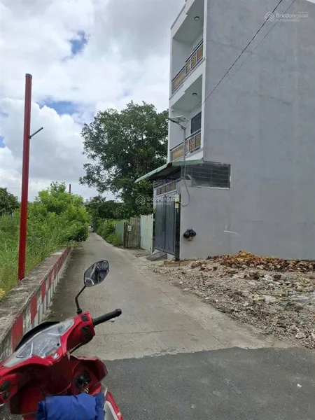 Đất chính chủ ngay trường nguyễn văn thệ trục đường chính tô ngọc vân, quận 12. đường xe hơi thông