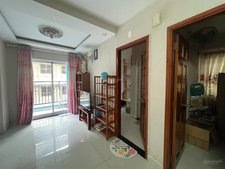 Căn hộ 8x plus đường trường chinh, 2 phòng ngủ 2 toilet, đã có sổ hồng. hỗ trợ vay ngân hàng