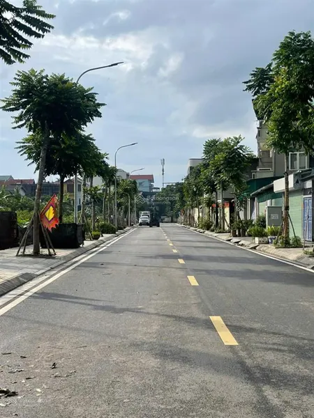 Bán đất đường 7m vỉa hè 2 bên (thông phố xuân đỗ), cự khối, long biên 94m², 16,5 tỷ